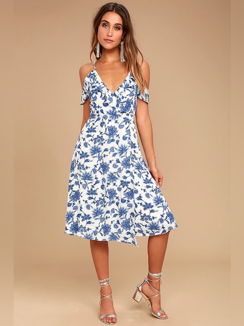 Lulus Arise Blue White Floral Cold Shoulder Midi Dress Wedding Guest M - Picture 17 of 17